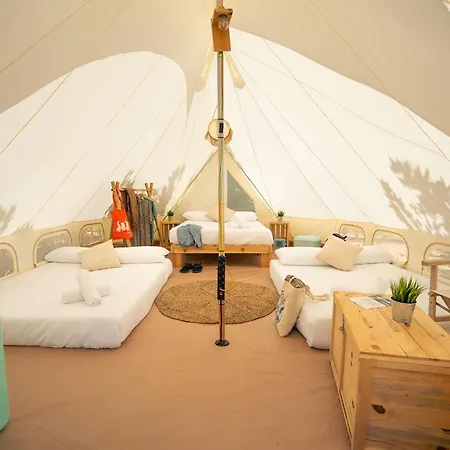 Luxe tent Kampaoh Bayona Playa
