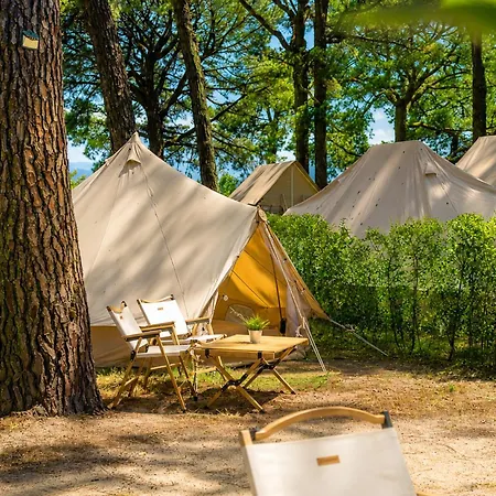 Campismo de Luxo Kampaoh Bayona Playa *